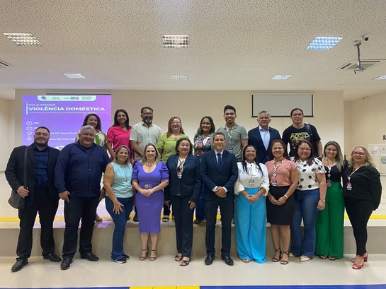 Aula magna do TRE-AP abordou a violência doméstica com alunos da EJA da Rede Estadual de Ensino