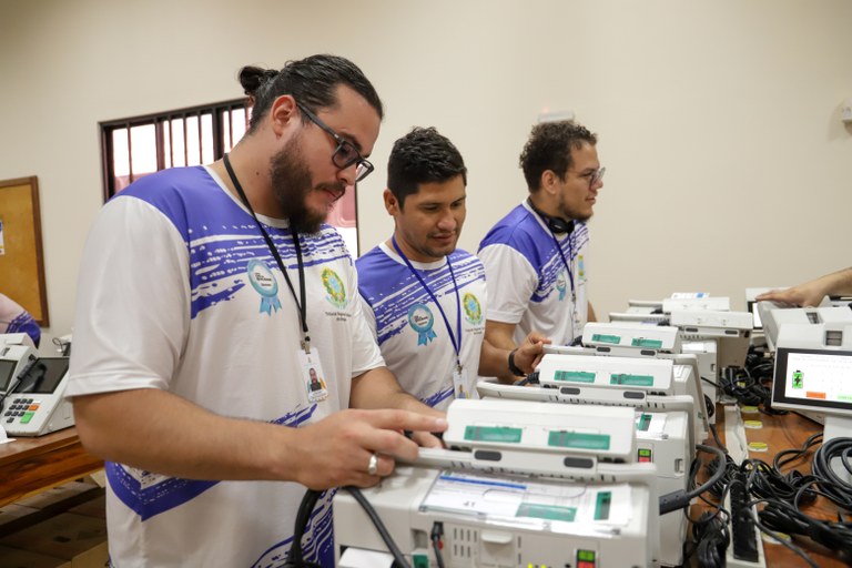 Eleições 2024: 10ª Zona Eleitoral inicia a preparação das urnas eletrônicas para o pleito