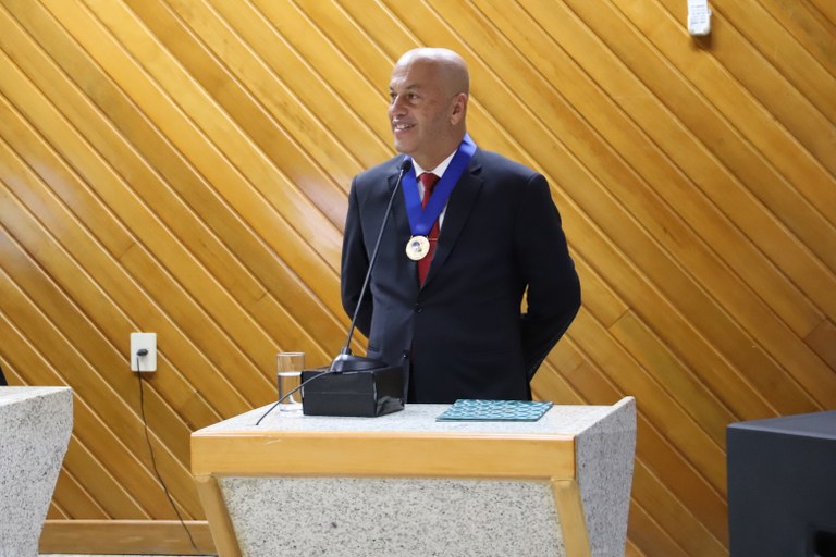 TRE Amapá concede Medalha do Mérito Eleitoral ao servidor do TSE Rui Moreira